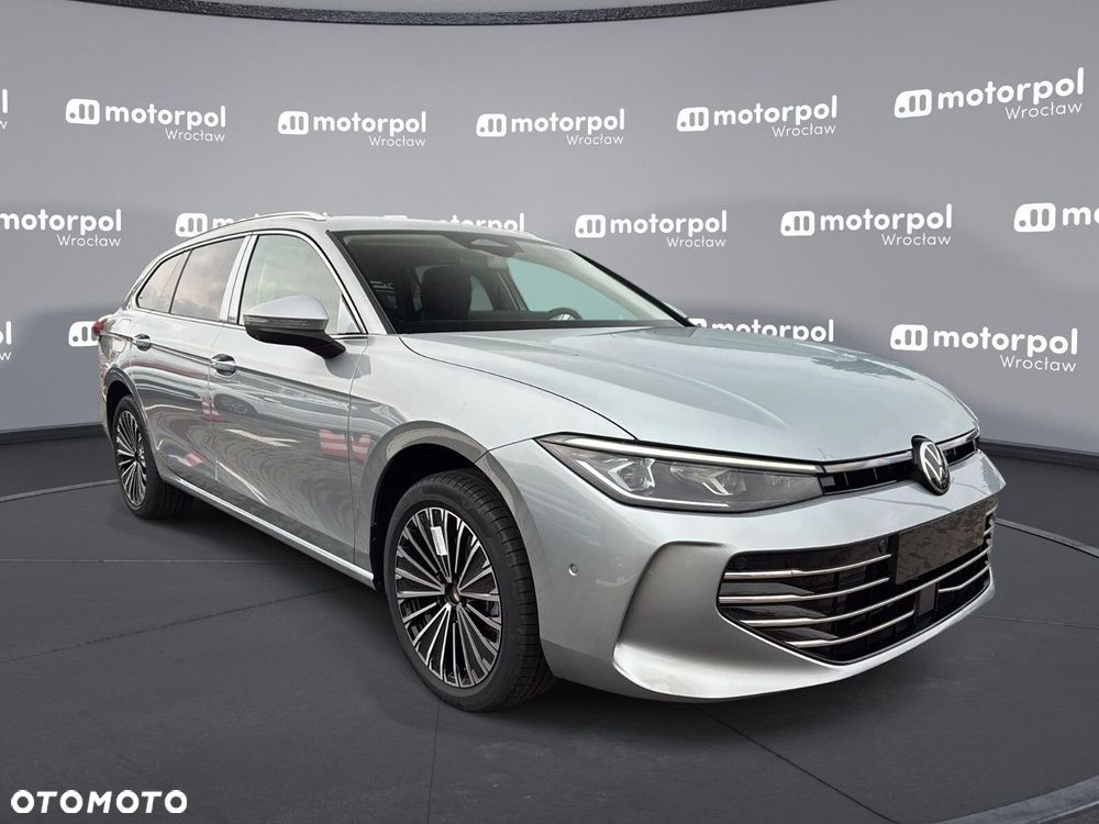 Volkswagen Passat - 12