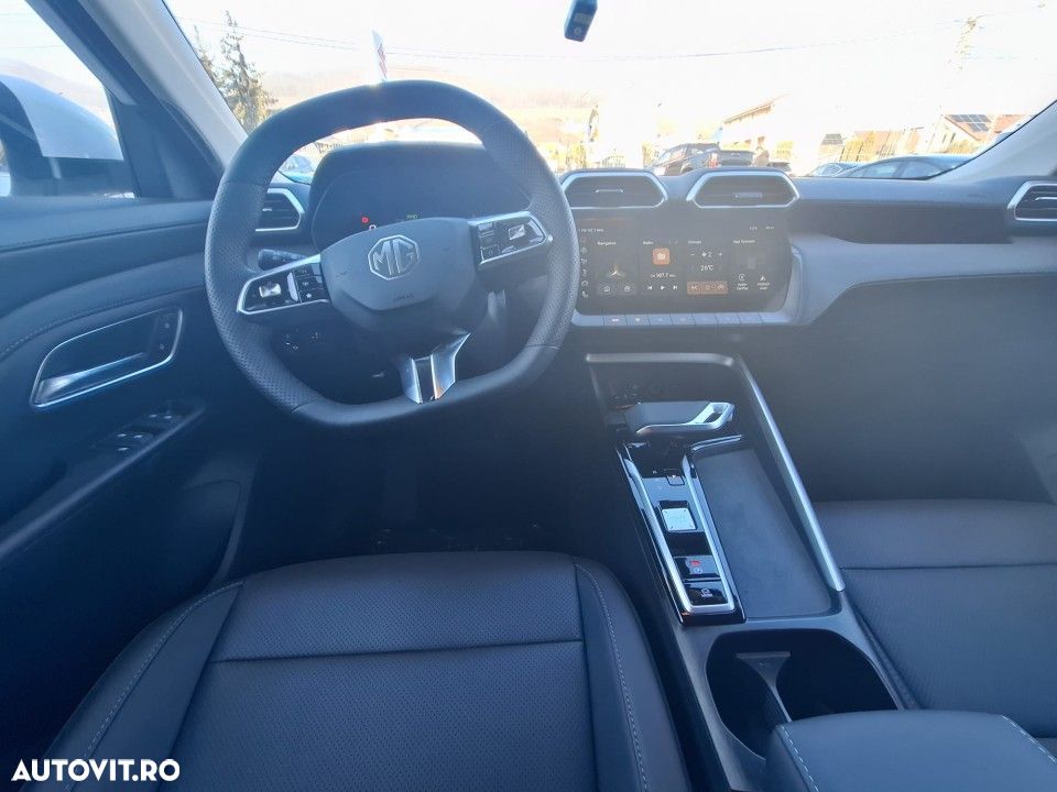 MG ZS HEV Hybrid+ Luxury - 13