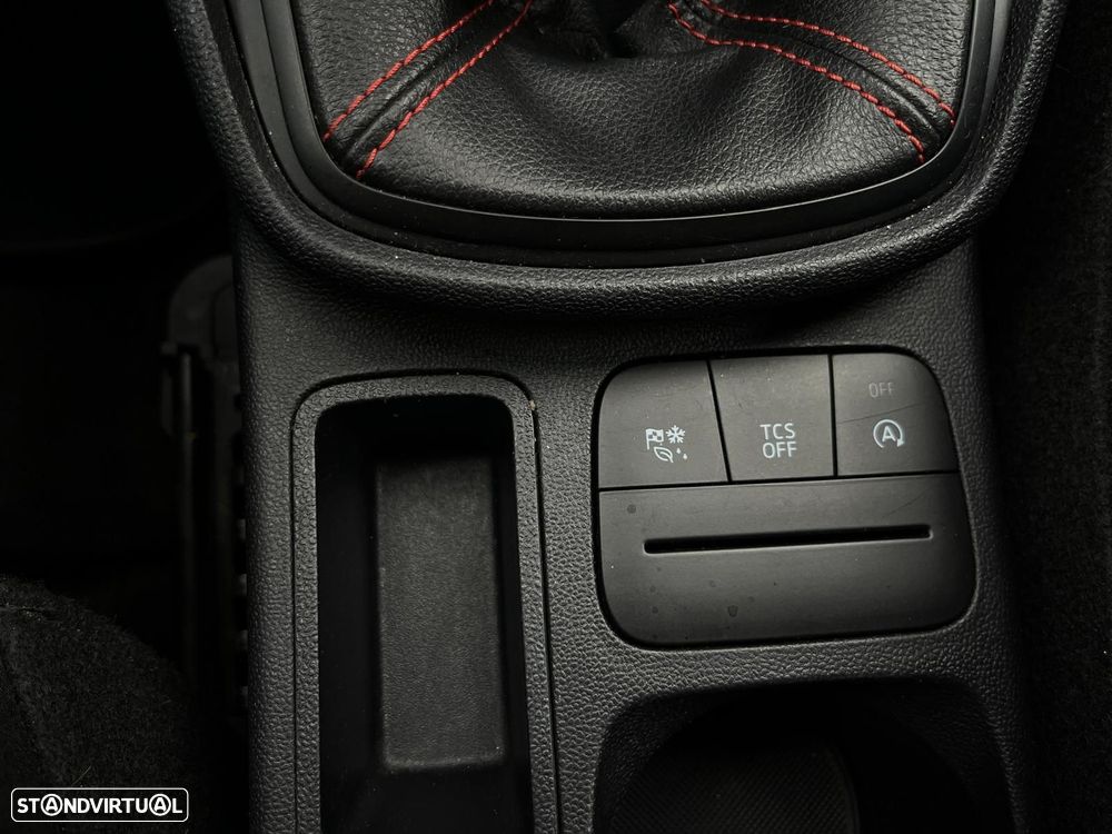 Ford Fiesta 1.0 EcoBoost ST-Line - 33