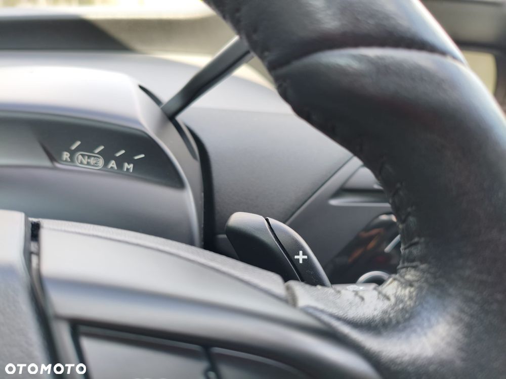 Citroën C4 Grand Picasso - 34