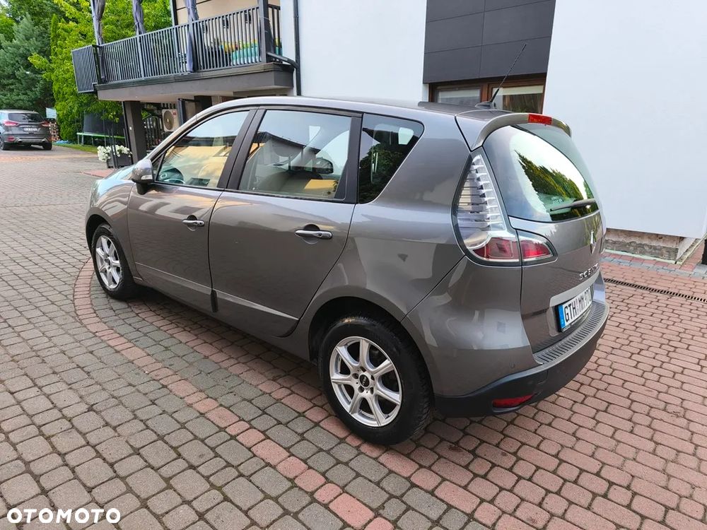 Renault Scenic 1.6 16V 110 TomTom Edition - 14