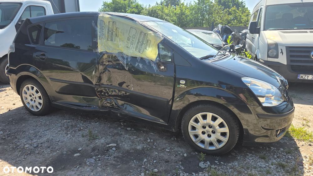 Toyota Corolla Verso 2.2 D-CAT Sol - 34
