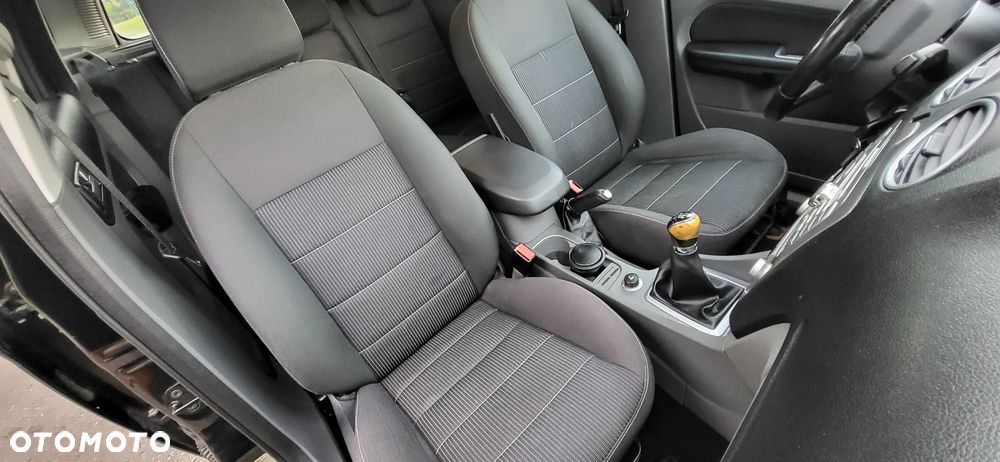 Ford Focus 1.8 Titanium - 18