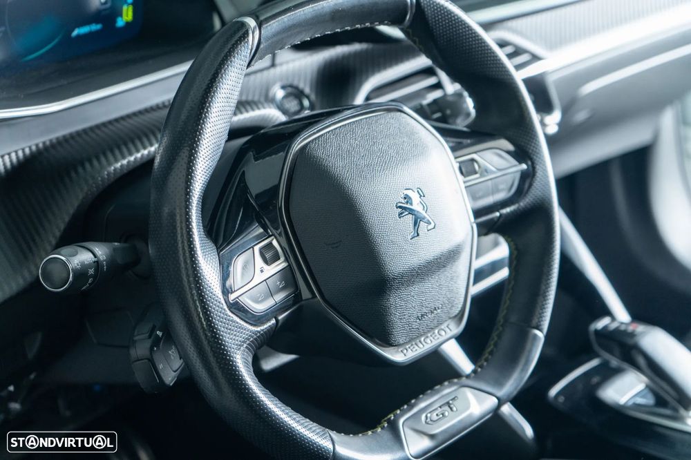 Peugeot e-2008 - 26