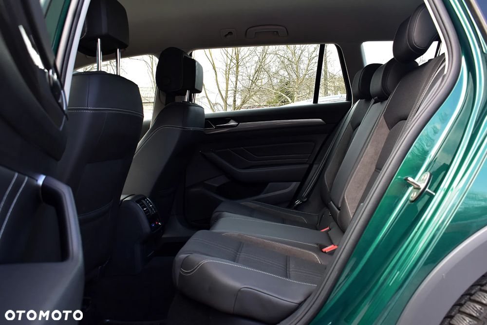 Volkswagen Passat Alltrack - 9