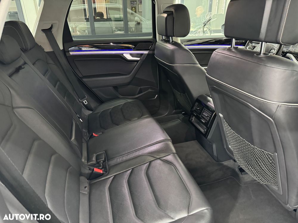 Volkswagen Touareg V6 TDI Elegance - 21