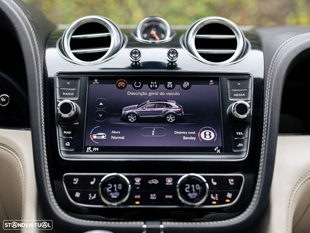 Bentley Bentayga W12 Mulliner - 43