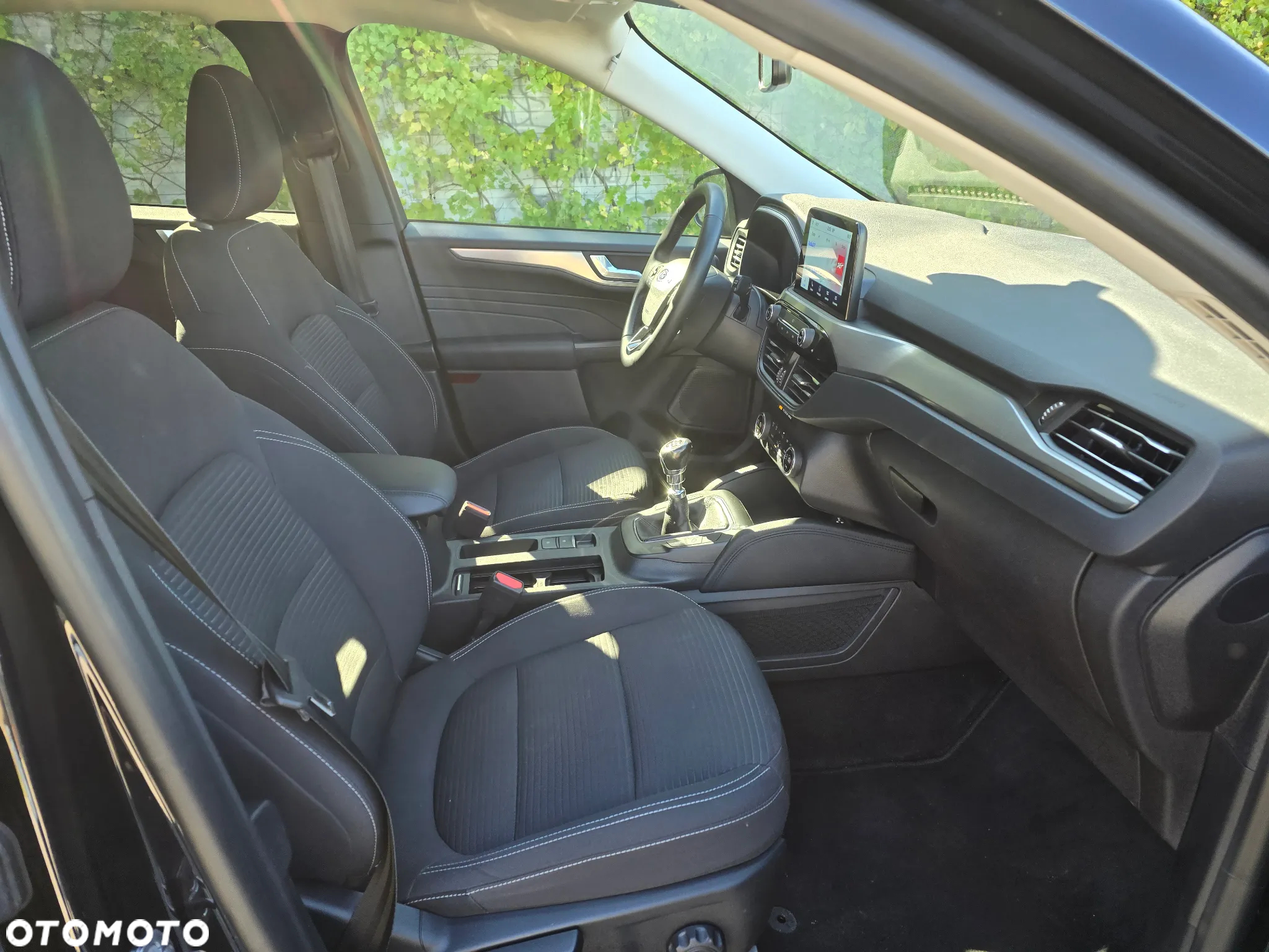 Ford Kuga 1.5 EcoBoost FWD Titanium - 6