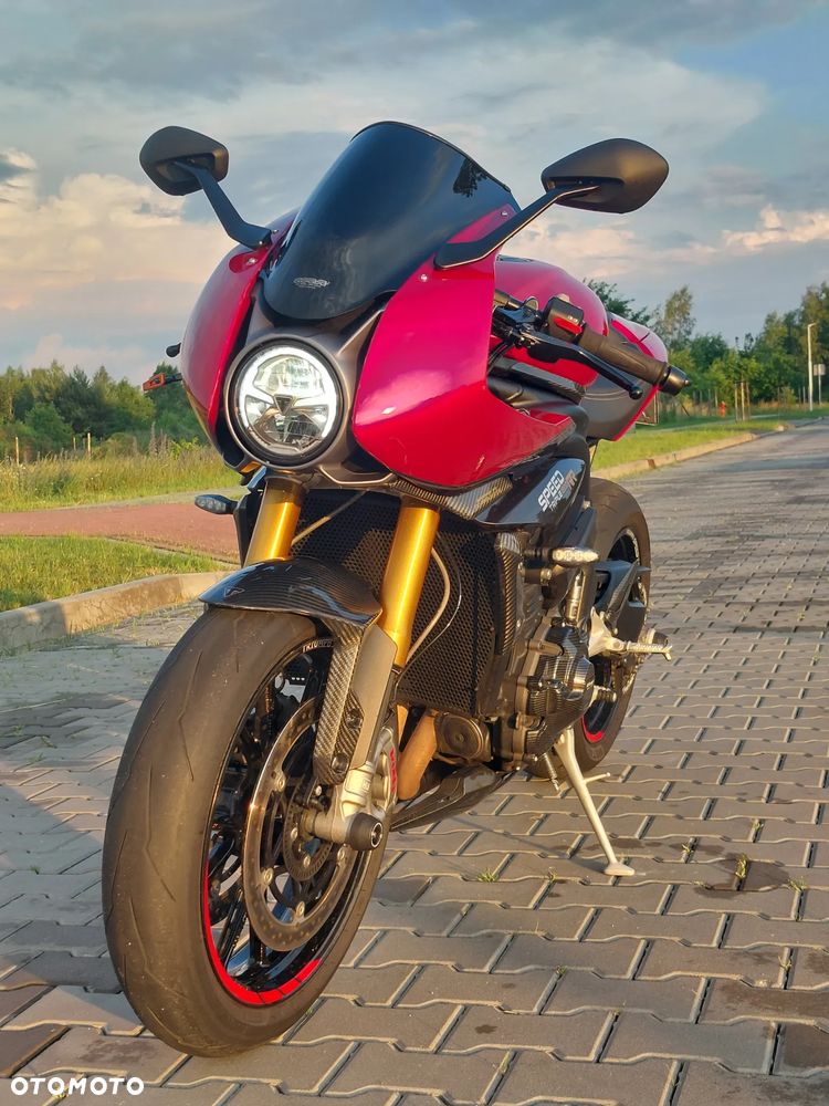 Triumph Speed Triple - 10