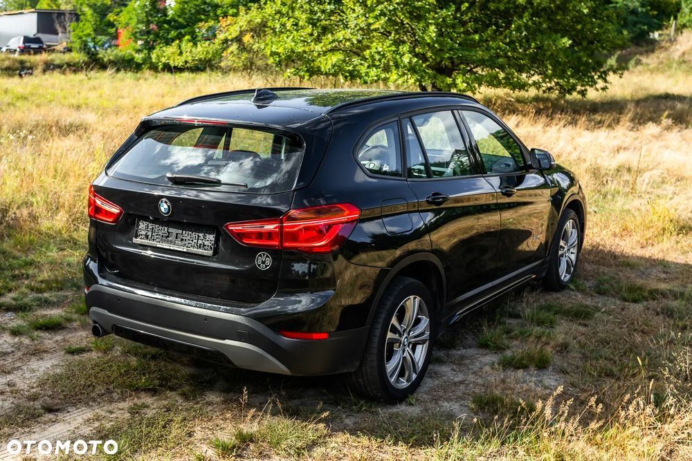 BMW X1 sDrive18d sport - 10