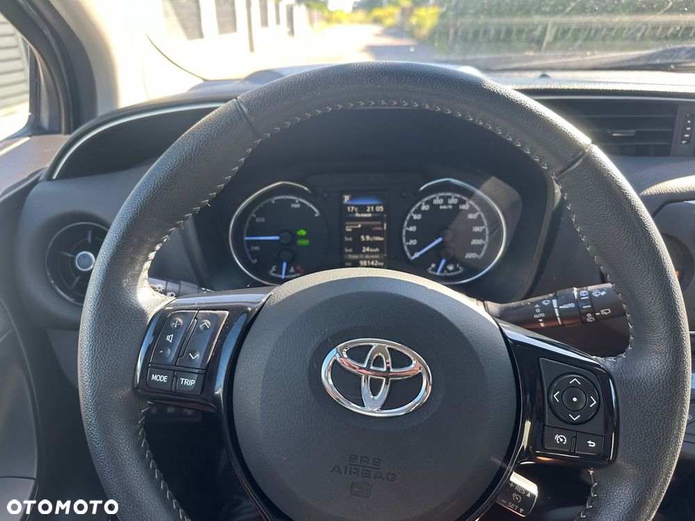 Toyota Yaris 1.5 VVT-i Selection - 28