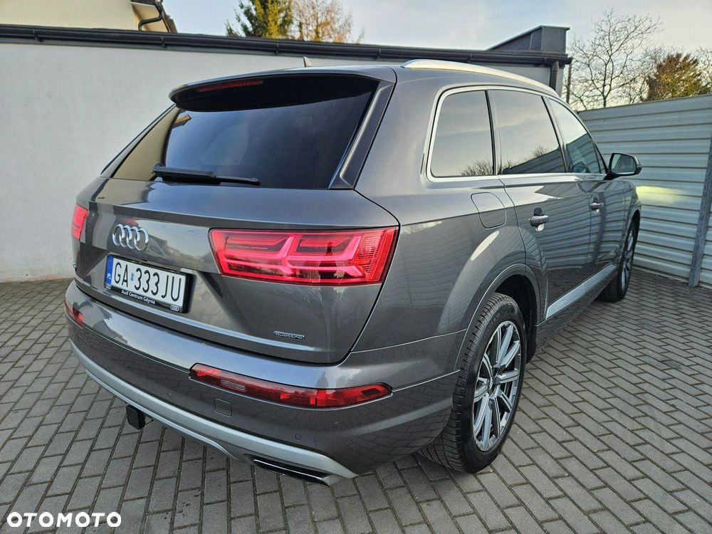 Audi Q7 - 15