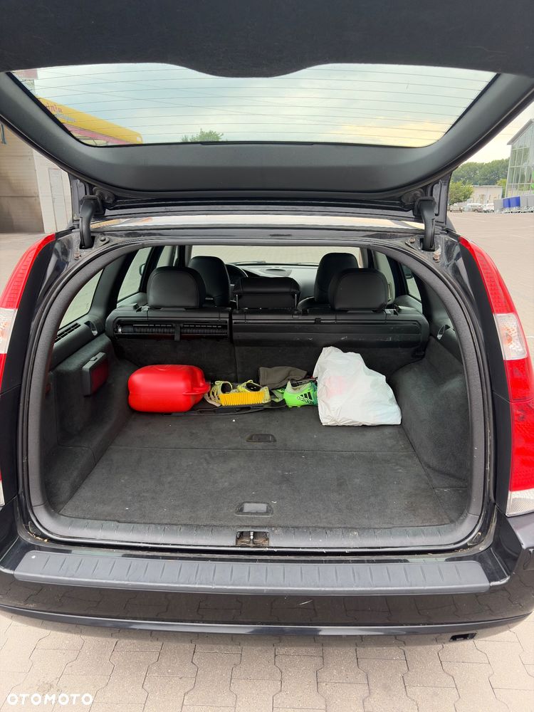 Volvo V70 - 11