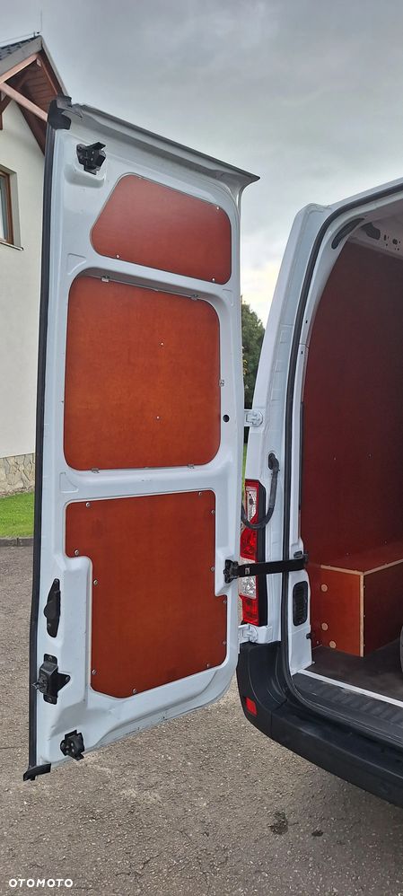 Renault Master III - 25