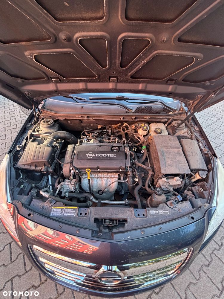 Opel Insignia 1.8 - 15