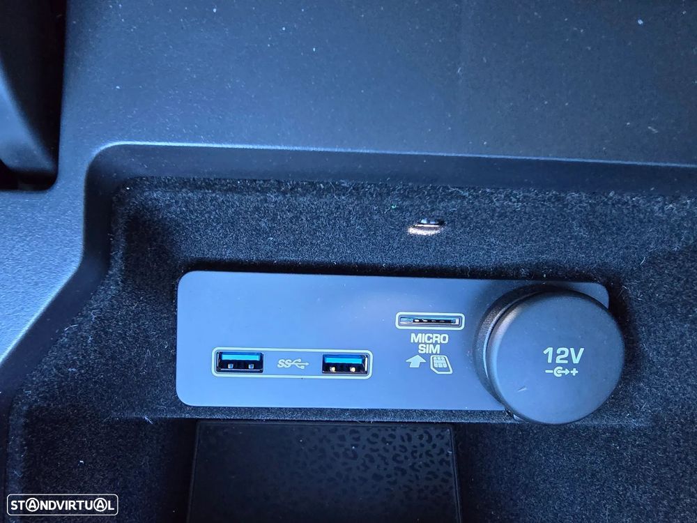 Jaguar E-Pace D150 AWD Aut. R-Dynamic S - 33