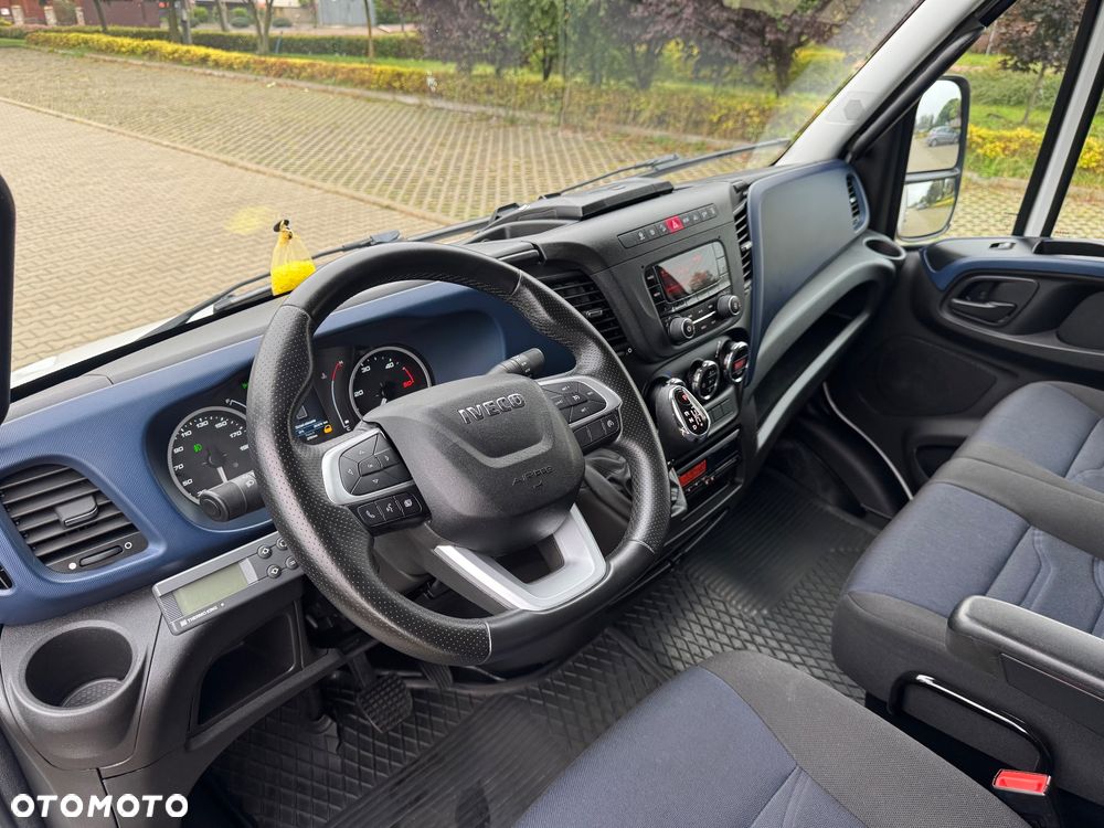 Iveco Daily‼️72C18‼️2021r 3.0 HI-MATIC Chłodnia/Mroźnia zakres -32C THERMO KING V-500 MAX Źródło Zasilania 400V Grube Ściany/Podłoga Przegroda komorowa‼️ Full LED na bliźniaku Salon Polska DMC7200kg - 22