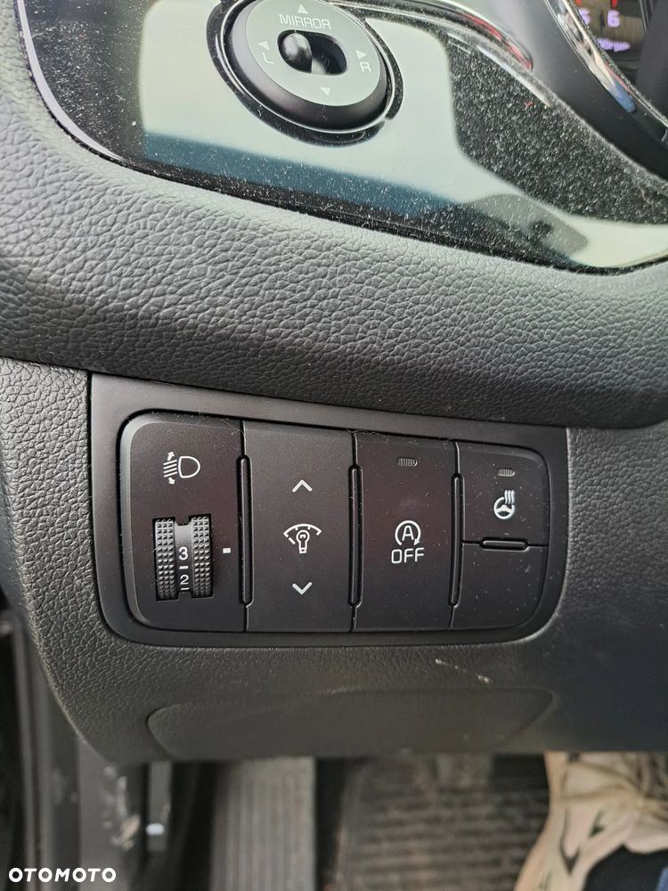 Kia Ceed 1.6 CRDi Vision - 12