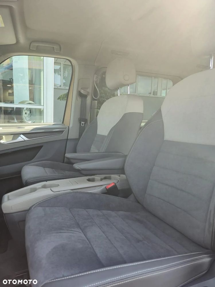 Volkswagen Multivan 2.0 TDI L2 Style DSG - 15