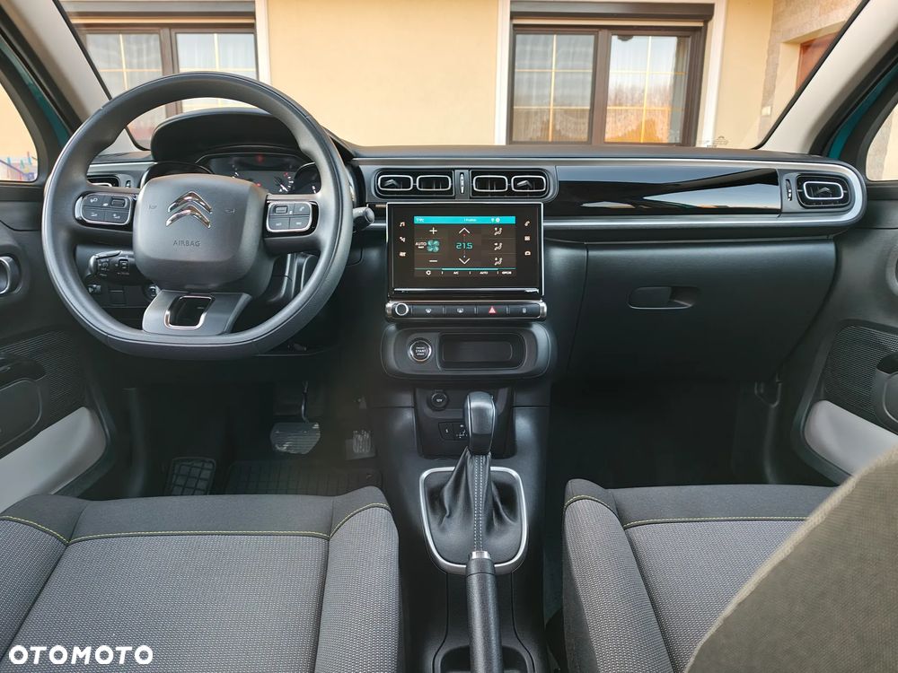 Citroën C3 1.2 PureTech Shine EAT6 - 10