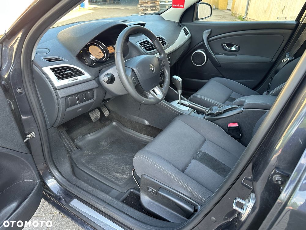 Renault Megane 1.5 dCi Dynamique EDC - 17