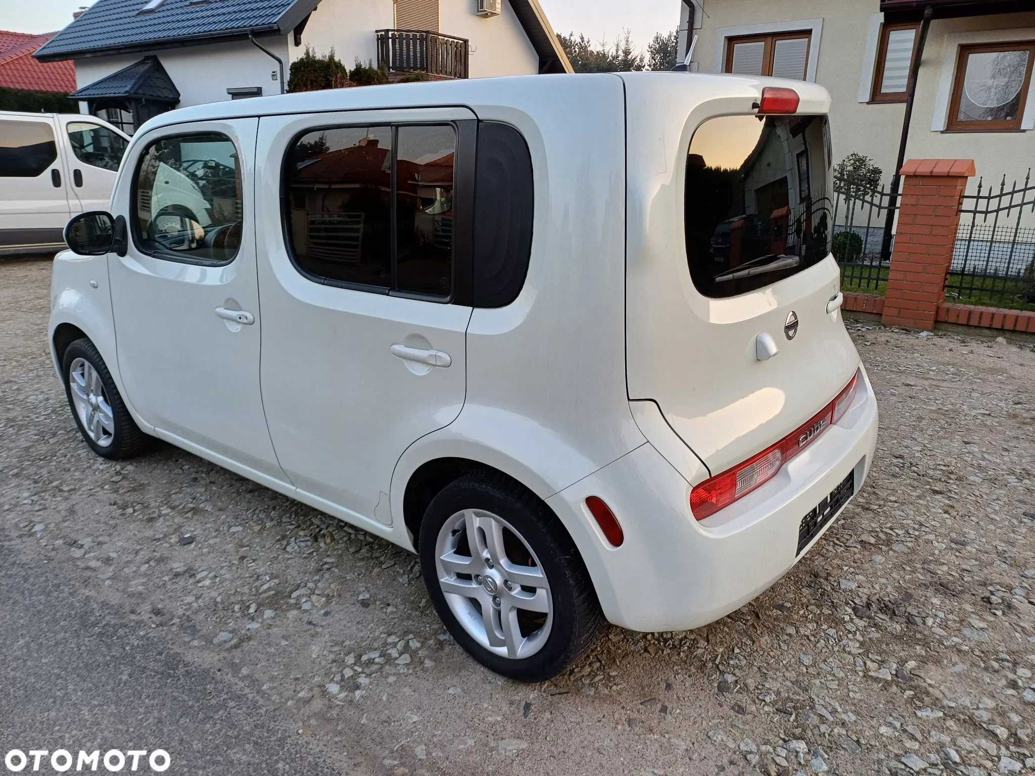 Nissan Cube 1.6 - 6
