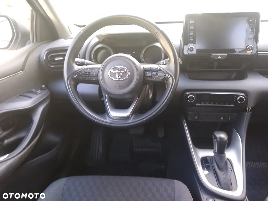 Toyota Yaris - 19