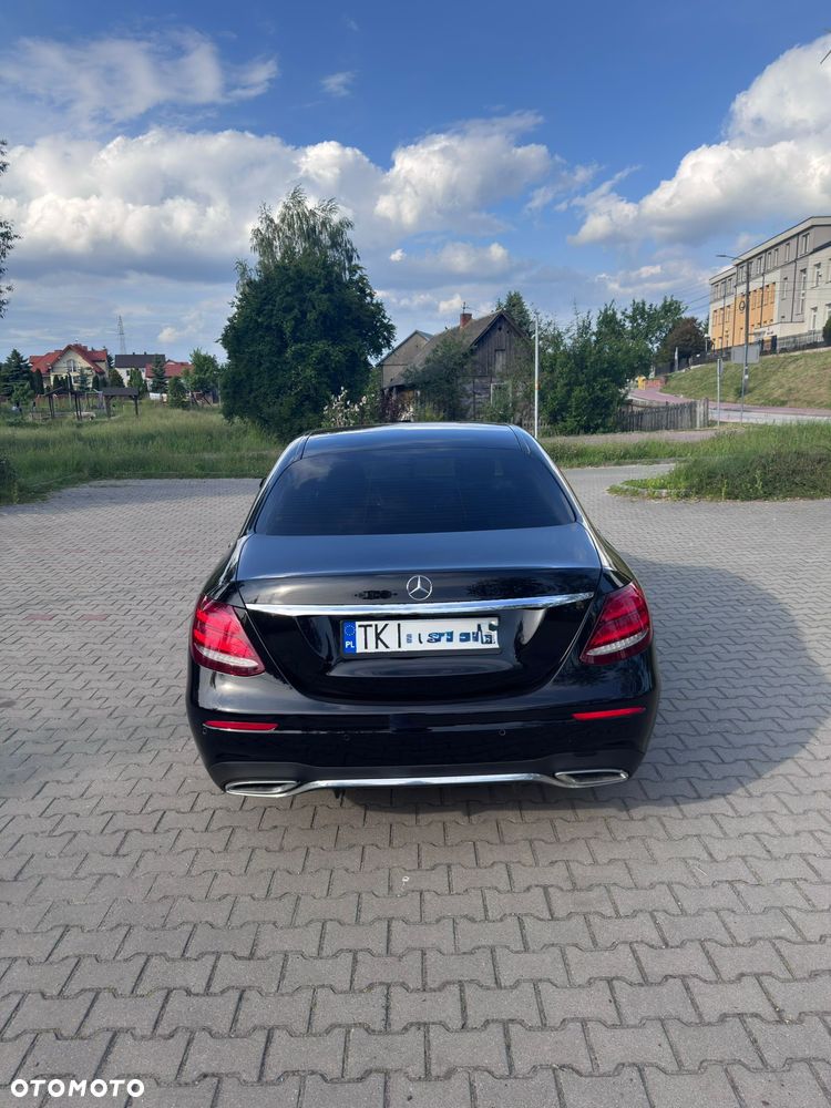 Mercedes-Benz Klasa E 200 d 9G-TRONIC - 9