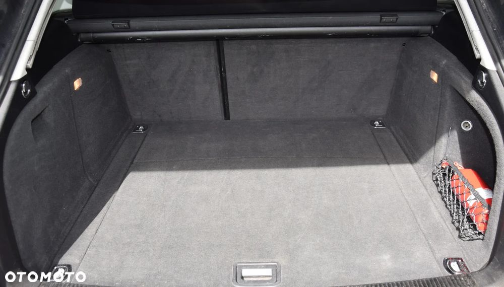 Audi A4 Avant 2.0 TDI - 22