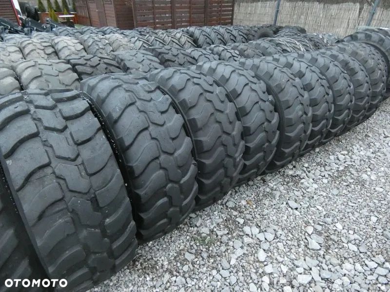 Opony do ładowarki 405/70 R18 Prawie nowe dunlop mitas - 14
