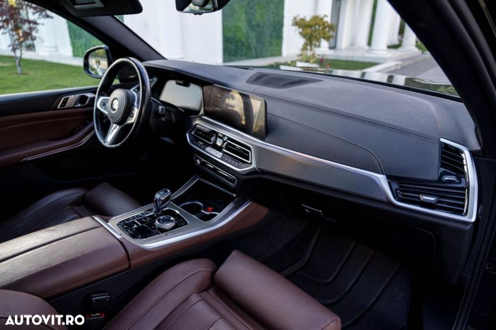 BMW X5 M M50d - 9