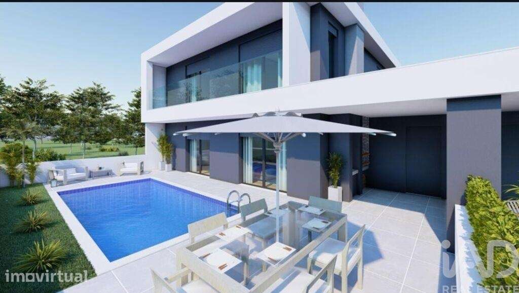 Casa / Villa T4 em Amora de 198,00 m2 - Grande imagem: 2/10
