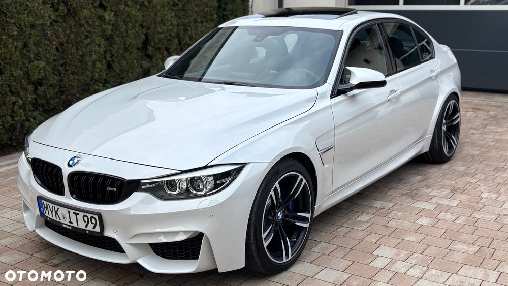 BMW M3 Standard - 25