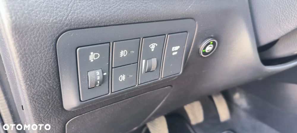 Hyundai Santa Fe 2.7 V6 Style - 14