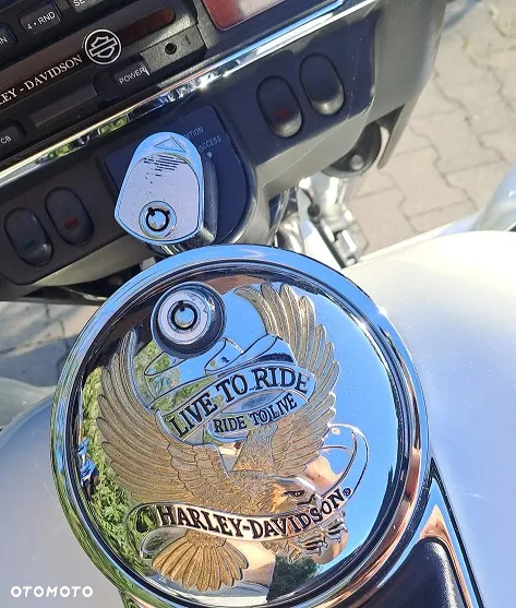 Harley-Davidson FLHTCU Ultra - 6