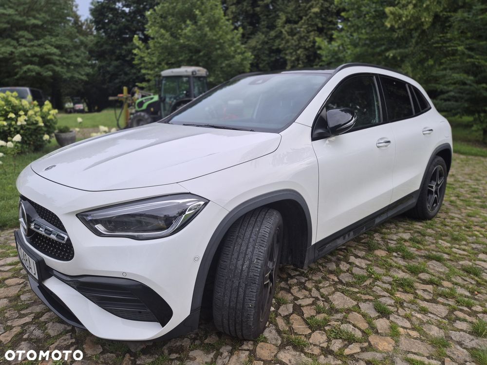 Mercedes-Benz GLA - 6