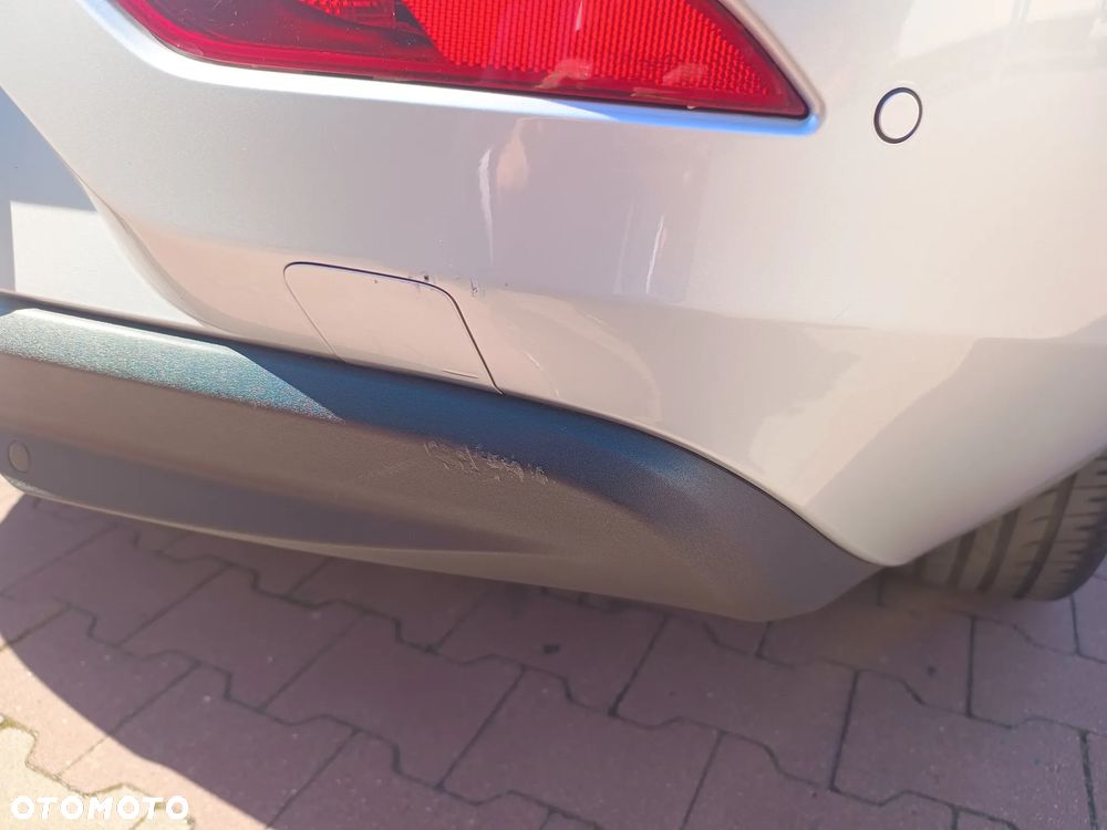 Volvo V40 D2 - 10