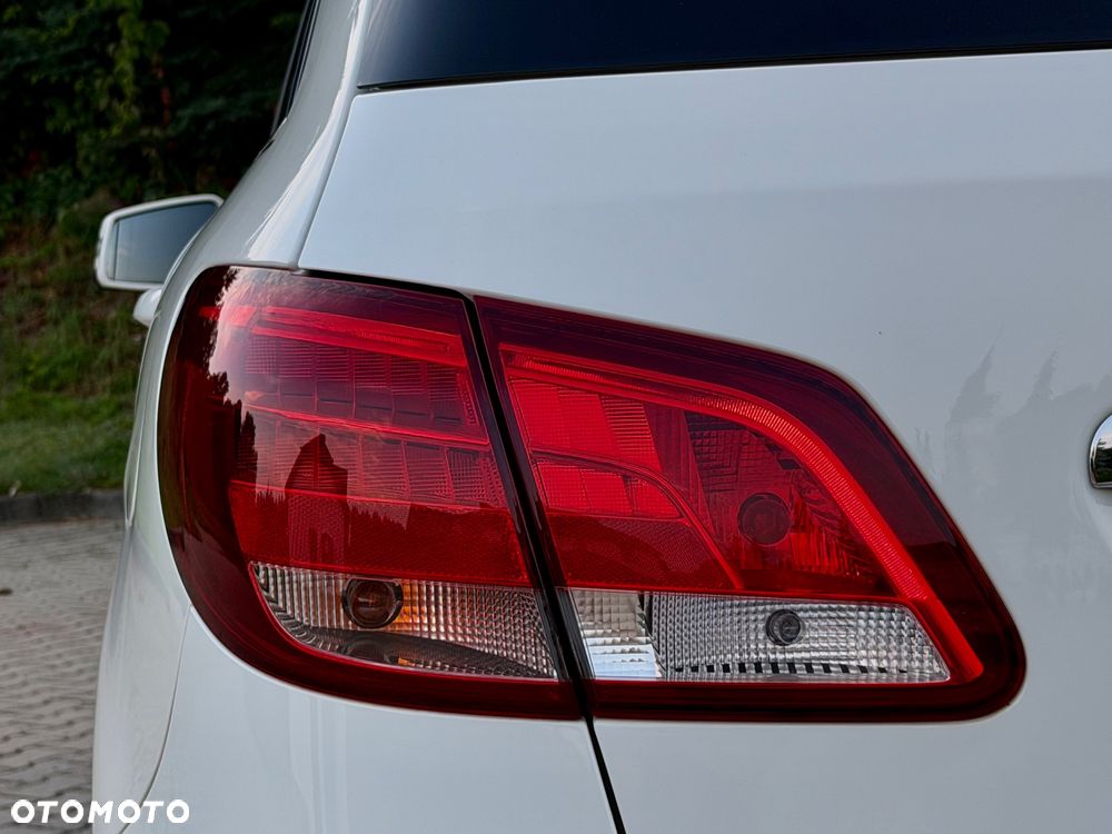 Mercedes-Benz Klasa B 160 d Edition - 18