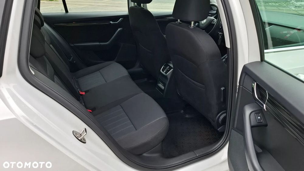 Skoda Octavia - 15