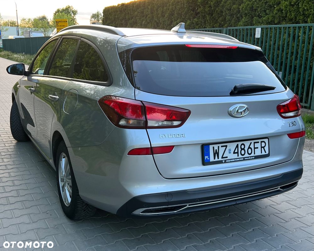 Hyundai i30 1.0 T-GDI Modern - 10