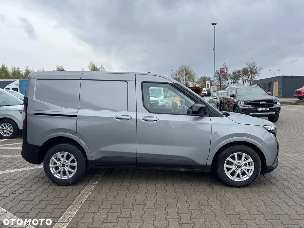 Ford Transit Courier - 6