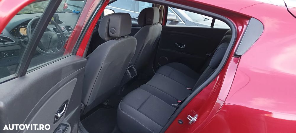 Renault Megane 1.6 16V 110 Expression - 7