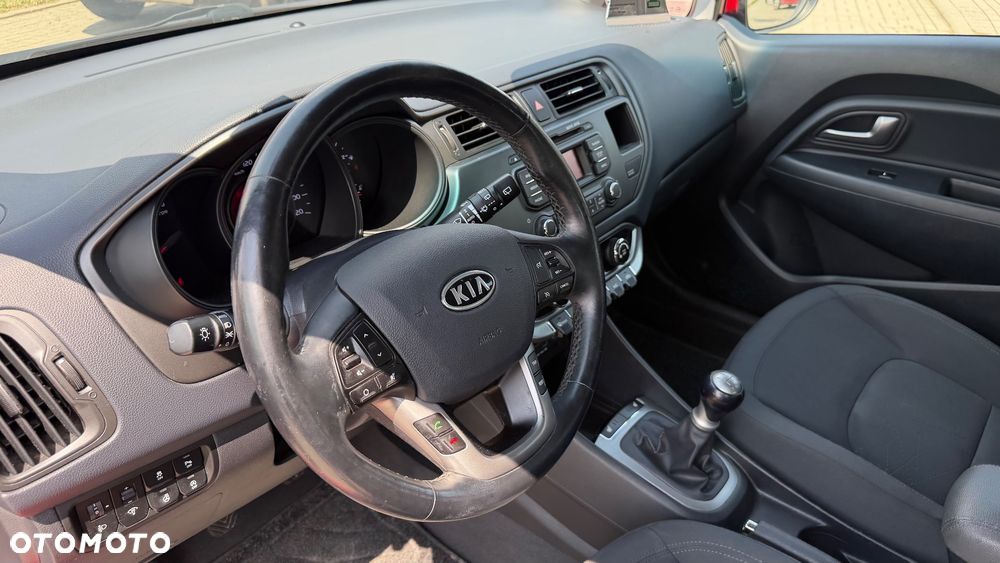 Kia Rio 1.4 Spirit - 13