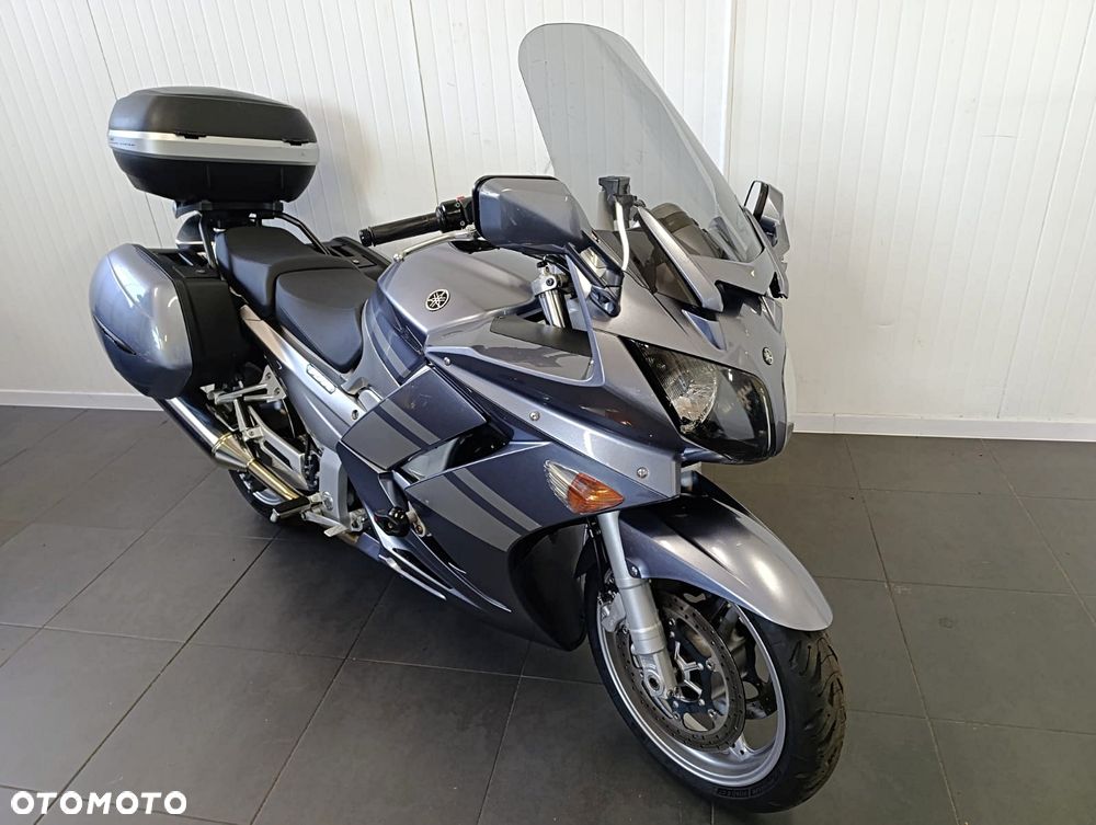 Yamaha FJR - 15