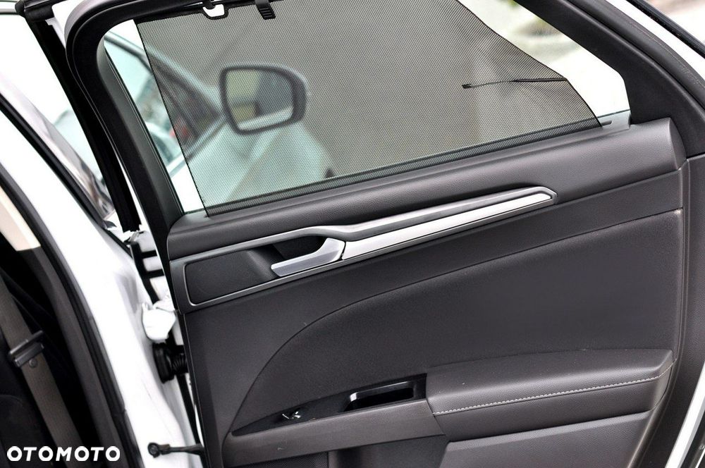 Ford Mondeo 2.0 TDCi Ambiente - 11