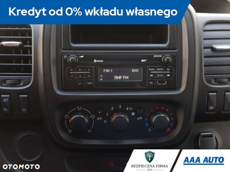 Opel Vivaro - 14