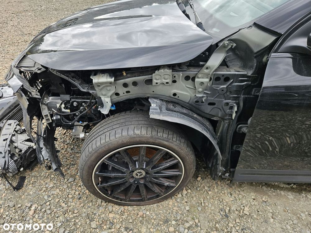 Mercedes-Benz GLA 250 e 8G-DCT AMG Line Advanced Plus - 25