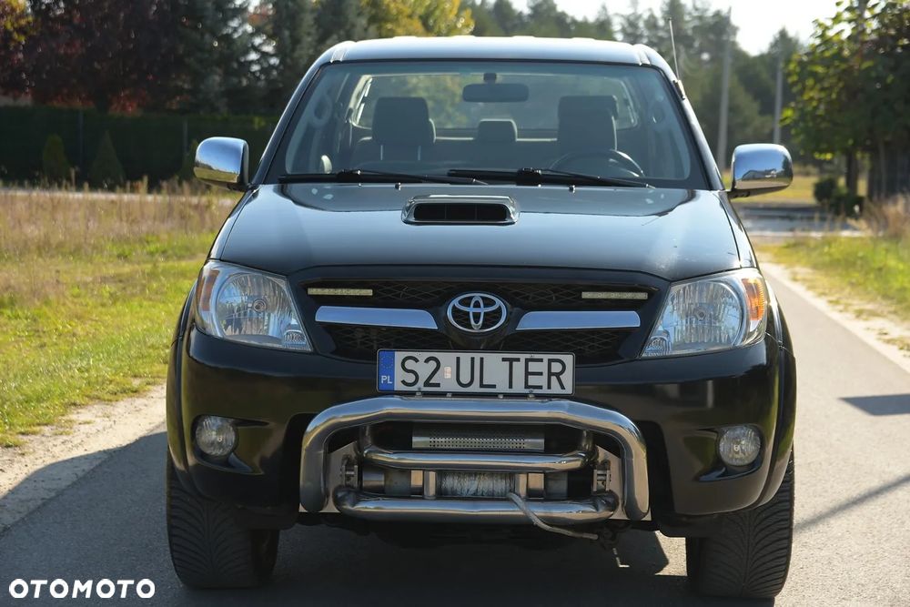 Toyota Hilux 2.5 D-4D SR5 Pakiet Plus - 11