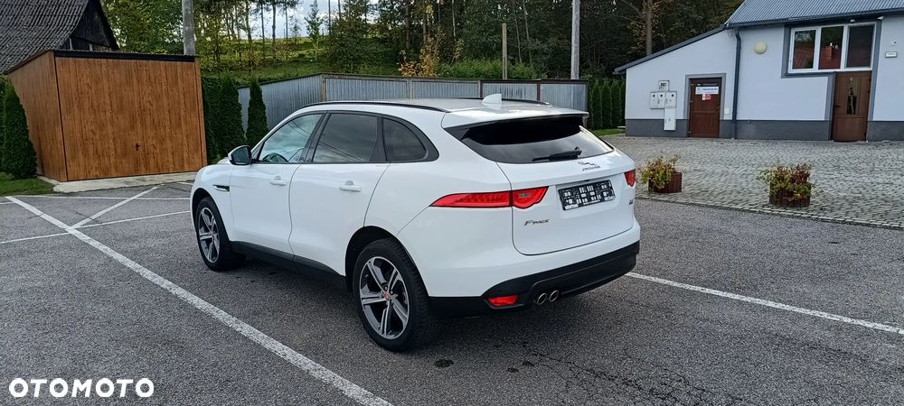Jaguar F-Pace 20d Portfolio - 21