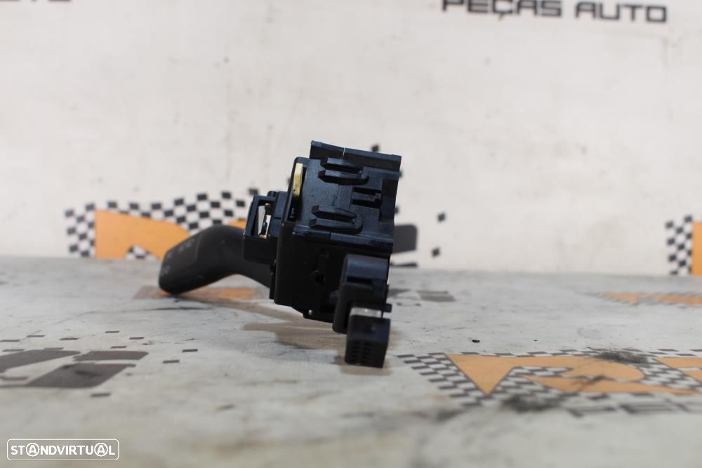 Manete Das Luzes / Piscas Audi A3 (8P1)  8P0953513a / 01103600 - 2